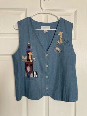 Christopher & Banks 100% Cotton Women’s Small Embroidered Noah’s Ark Denim Vest